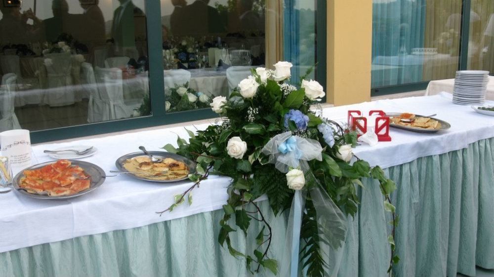 Hotel Ristorante Il Grillo Acquaviva Picena Exteriör bild