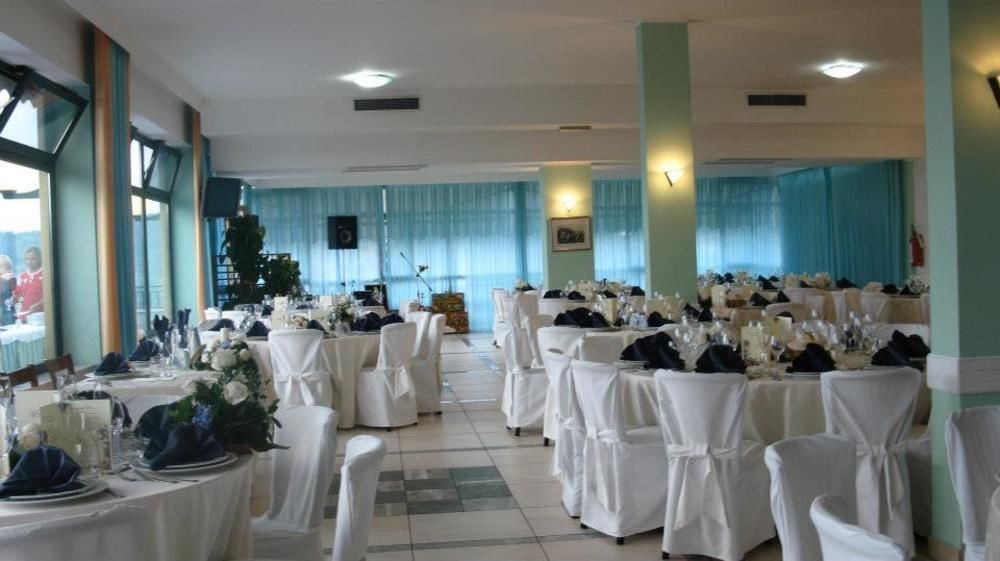 Hotel Ristorante Il Grillo Acquaviva Picena Exteriör bild